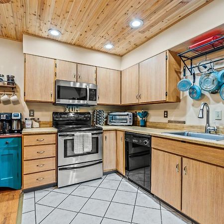 Getaway Condo Warrensburg Екстер'єр фото