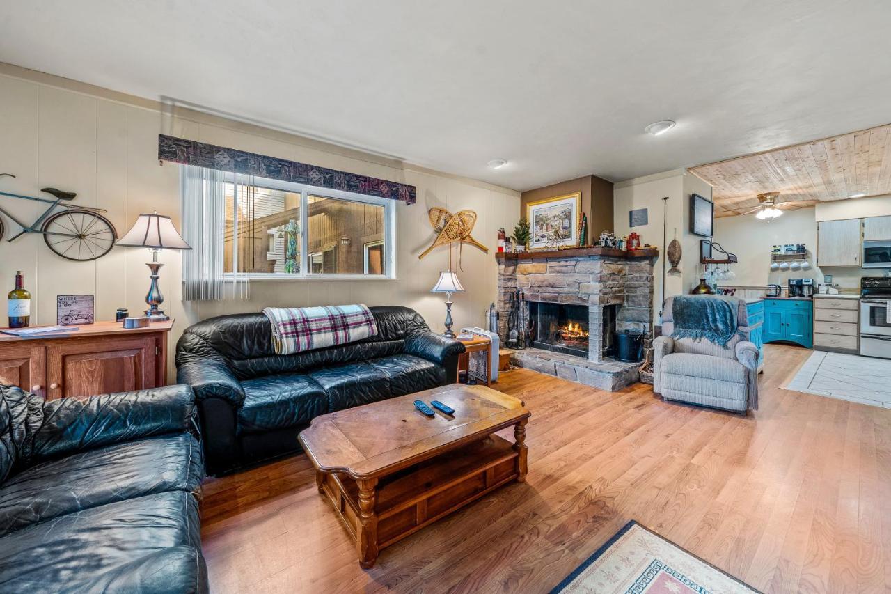 Getaway Condo Warrensburg Екстер'єр фото