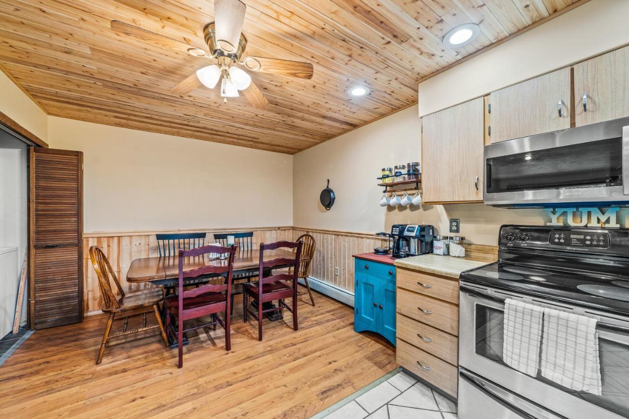 Getaway Condo Warrensburg Екстер'єр фото